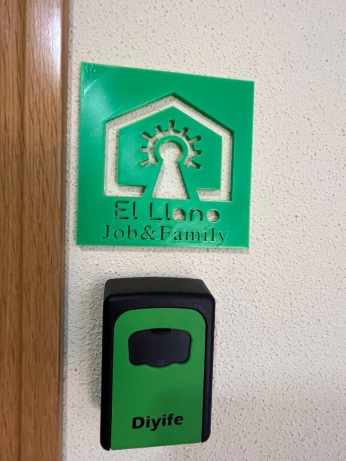 דירות La Puebla De Alfinden El Llano Job&Family מראה חיצוני תמונה